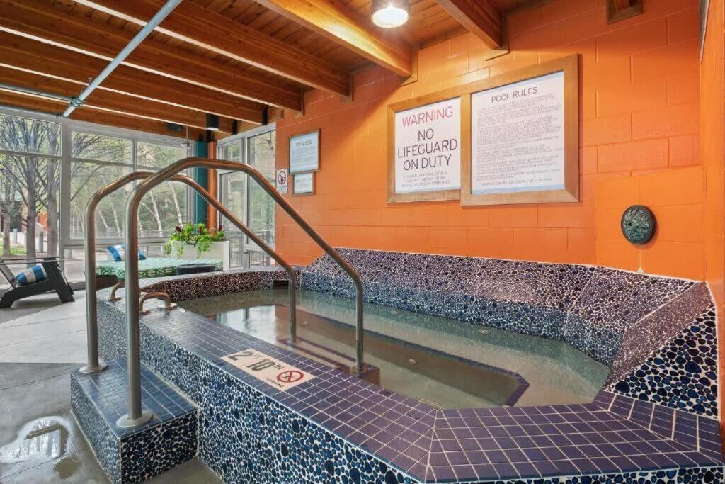 Cozysuites 2br Mill District W Pool, Gym, Sauna #4 Apartamento *